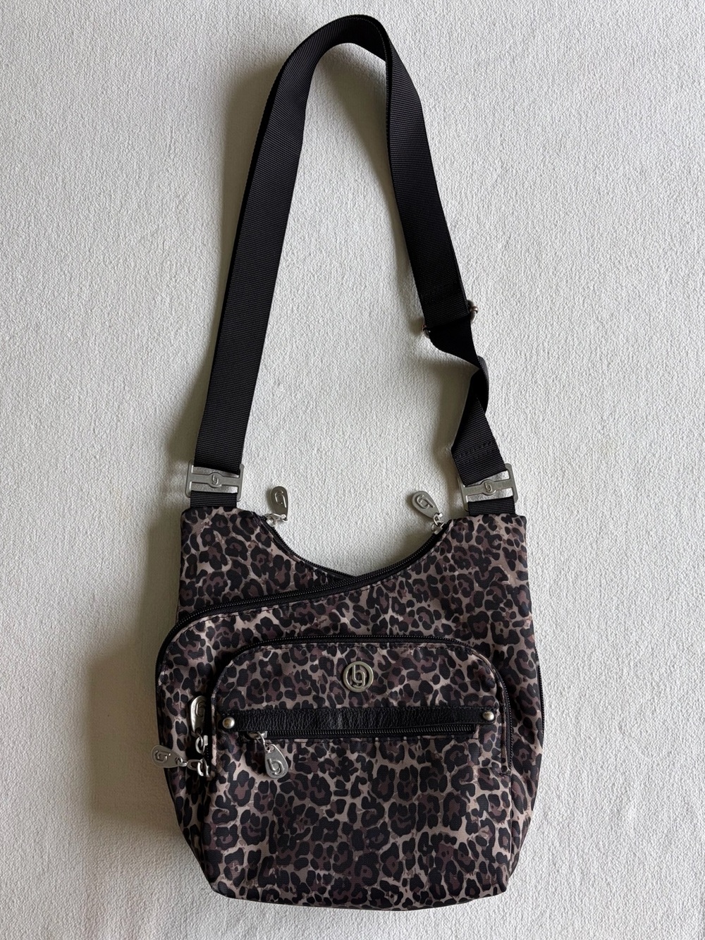 Baggallini Charlotte Cheetah Print Crossbody Bag